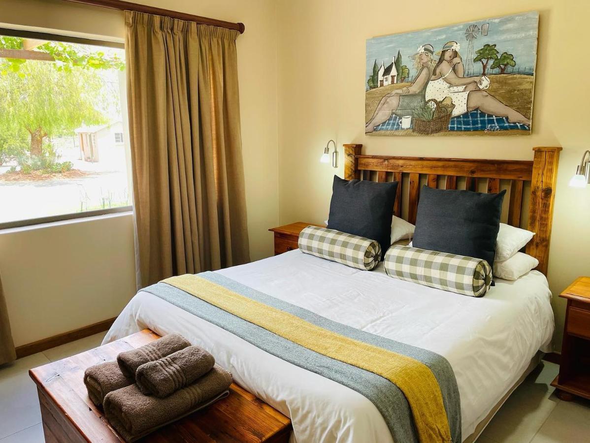 Вилла Travalia Guest Farm Nelspoort Экстерьер фото