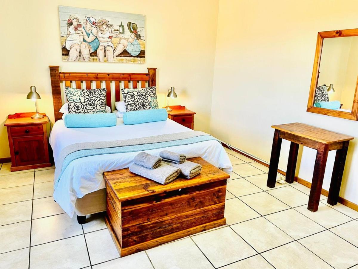 Вилла Travalia Guest Farm Nelspoort Экстерьер фото